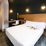 Exe El Magistral Hotel 3*
