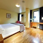 Exe El Magistral Hotel Oviédo