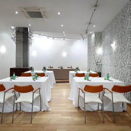 Exe El Magistral 3* Овьедо