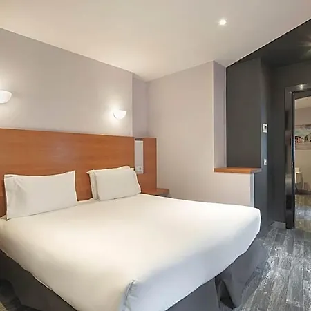 Hotell Exe El Magistral 3*