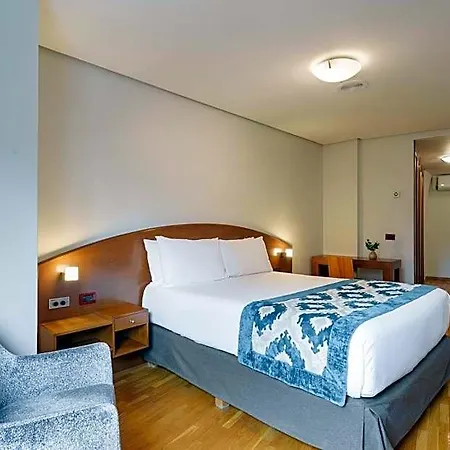 Hotell Exe El Magistral