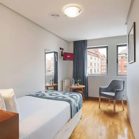 Exe El Magistral Hotell
