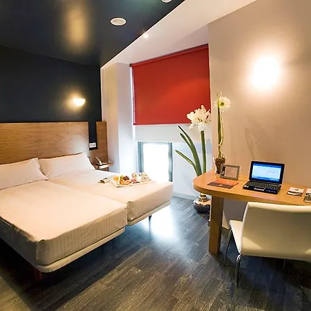 Exe El Magistral 3* Овьедо