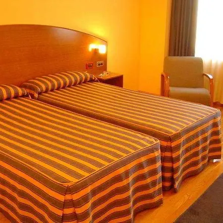 Exe El Magistral 3* Oviedo