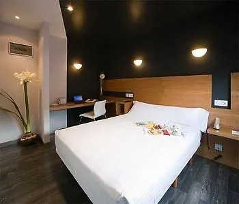 Exe El Magistral Отель