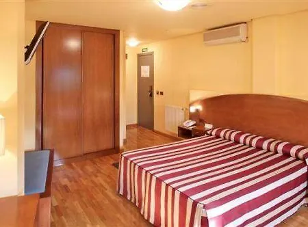 Exe El Magistral Hotel