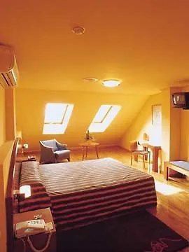 Exe El Magistral Hotel Oviédo